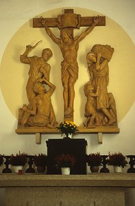 Flossenbürg - KZ-Gedenkstätte - Kirche - Kreuzigungsgruppe