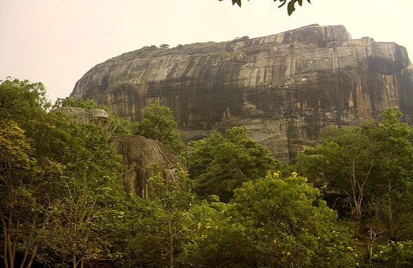 Sigiriya-Felsen - auch Lwenfelsen oder Lwenberg