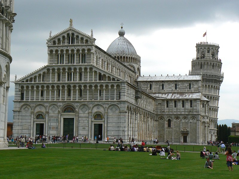 Der Domplatz von Pisa