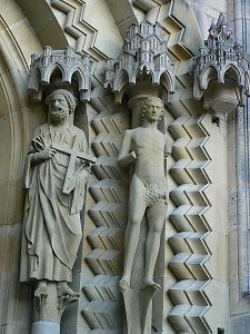 Romanische Adamspforte: Petrus und Adam