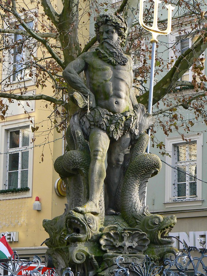 Der Neptun-Brunnen auf dem Grünen Markt in Bamberg