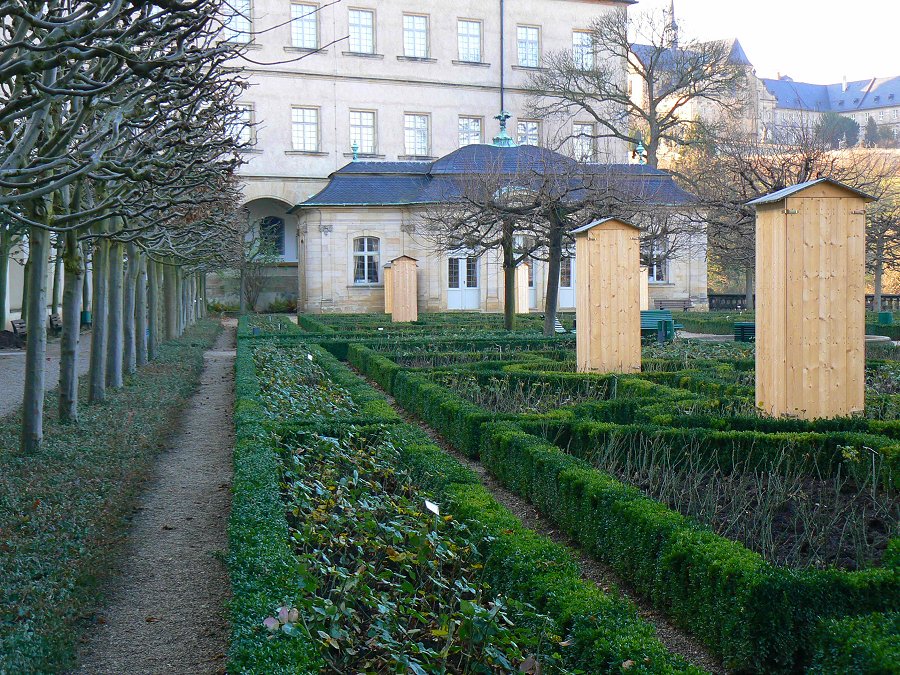 Barocker Rosengarten der neuen Residenz in Bamberg