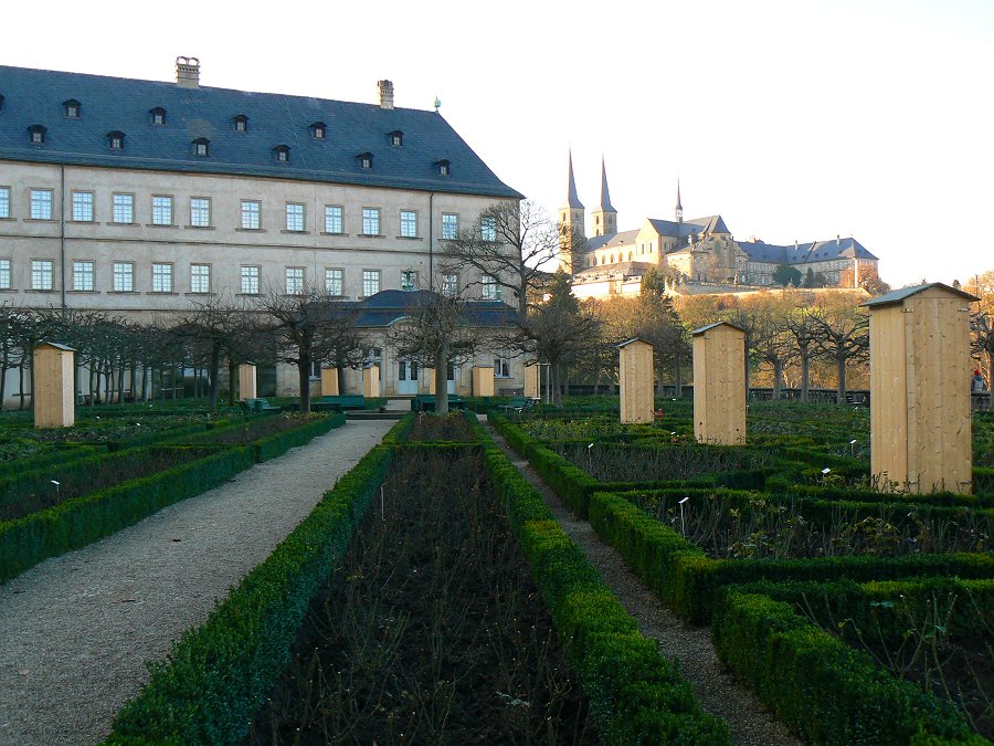 Barocker Rosengarten der neuen Residenz in Bamberg