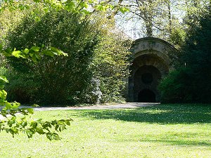 Bayreuth - Eremitage, Drachenhöhle