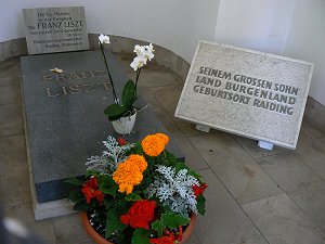 Das Grab von Franz Liszt auf dem Bayreuther Stadtfriedhof