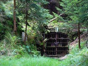 Historische Bergwerksstollen, Lost Places des Bergbaus