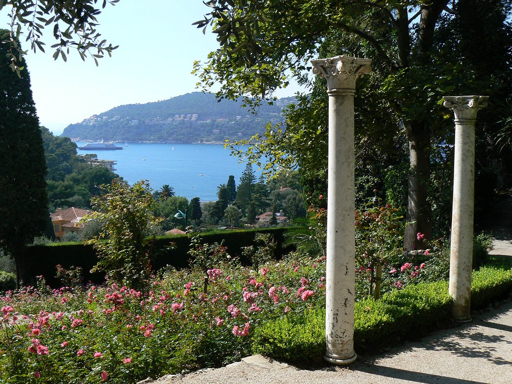 Aussicht auf die Bucht von Villefranche-sur-Mer