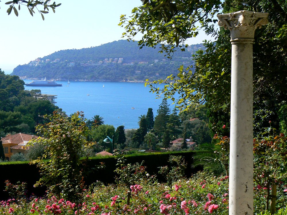 Mont Boron vom Cap Ferrat gesehen