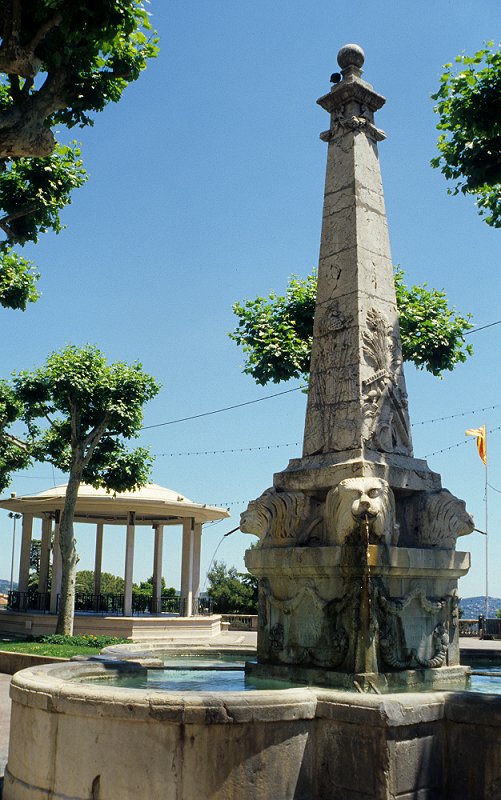 Grasse, Place aux Aires