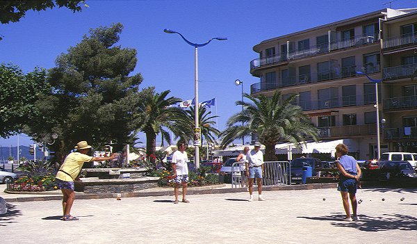 Boule in der Variante pétanque