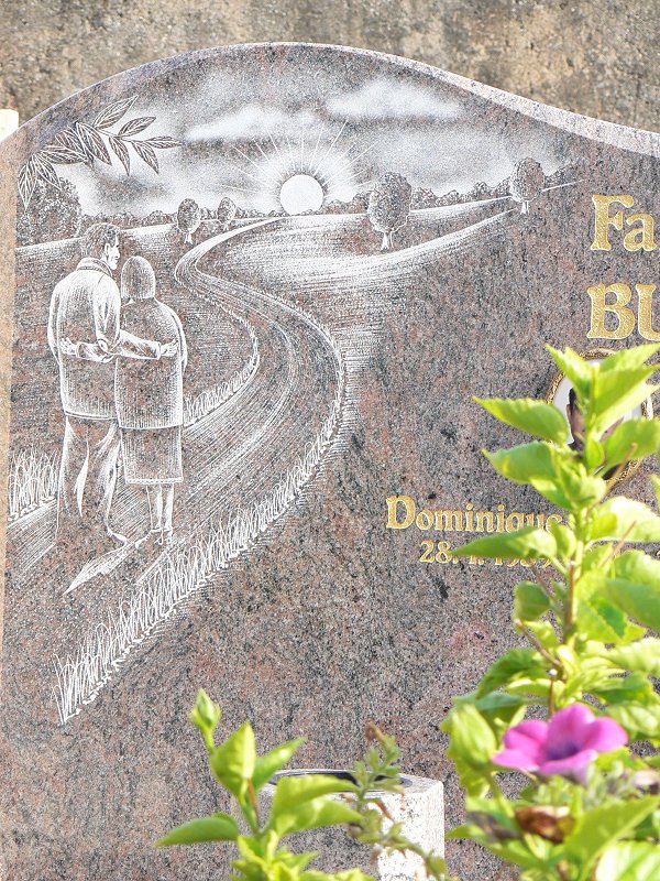 Grabstein auf dem Friedhof von Villefranche-sur-Mer