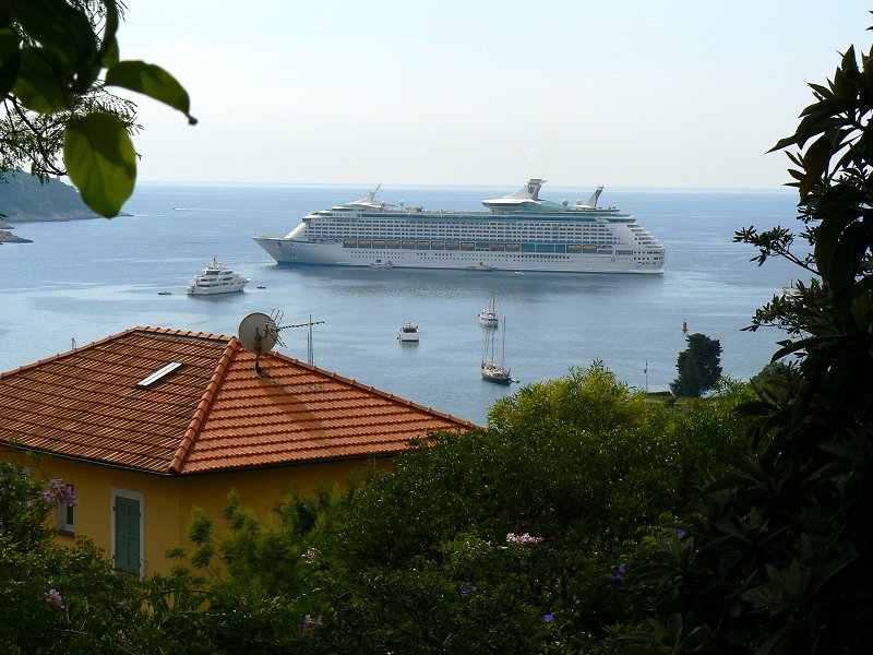 Villefranche-sur-Mer - Kreuzfahrtschiff