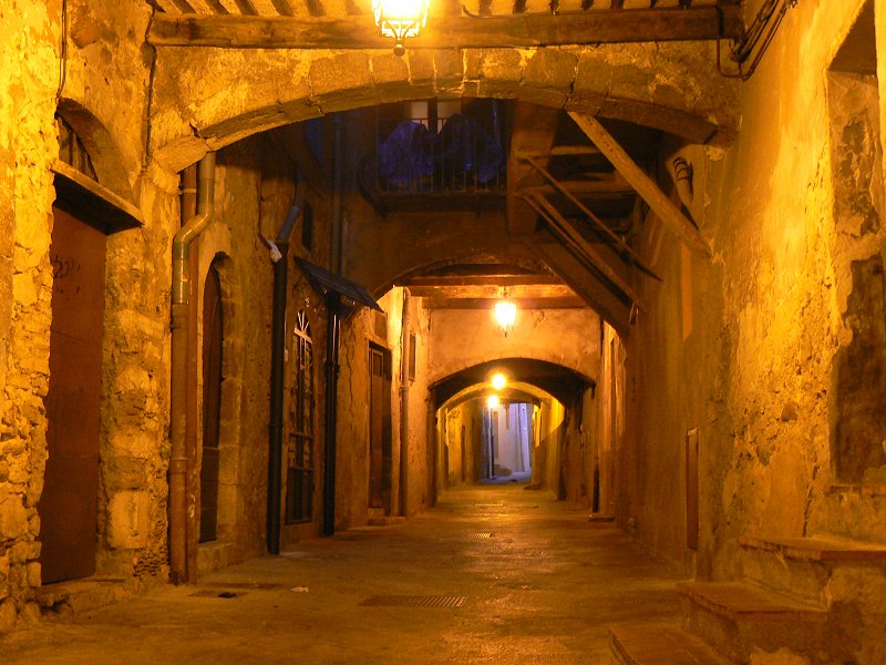 Villefranche-sur-Mer - Rue Obscure (Dunkle Straße)