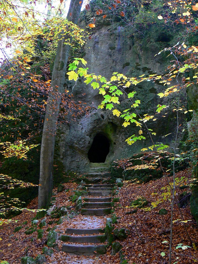 Bärenhöhle Sanspareil