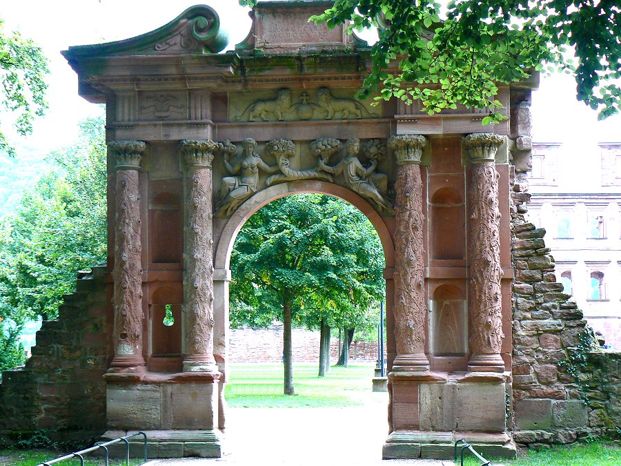 Elisabethentor am Heidelberger Schloss