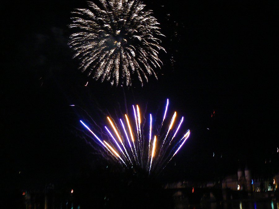 Feuerwerk bei der Heidelberger Schlossbeleuchtung