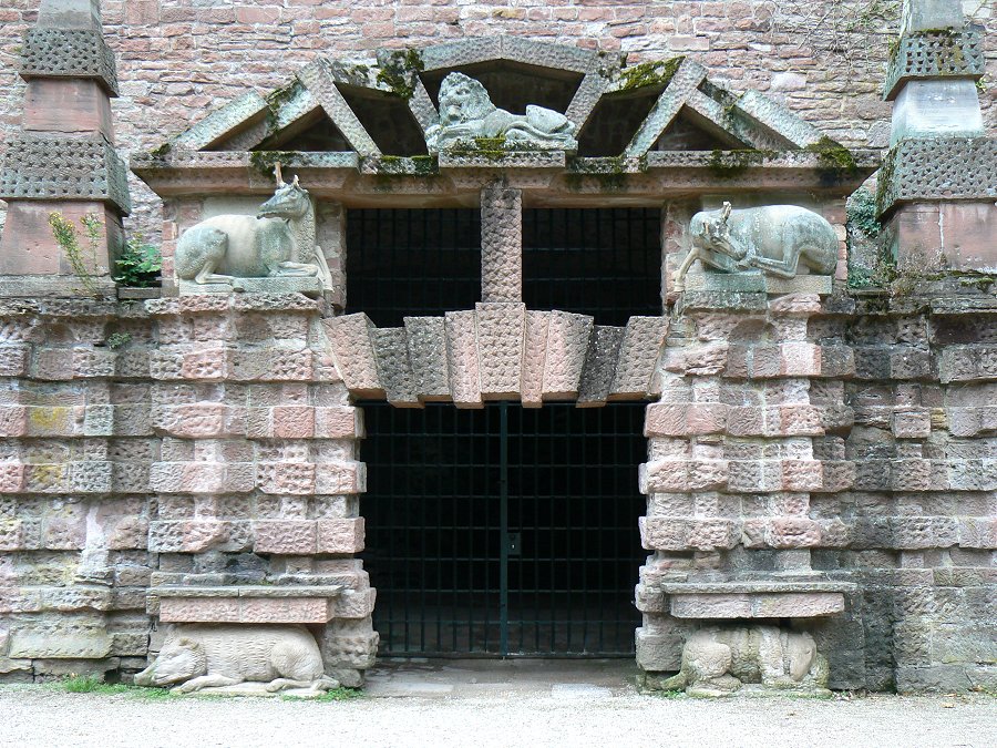 Portal der Großen Grotte