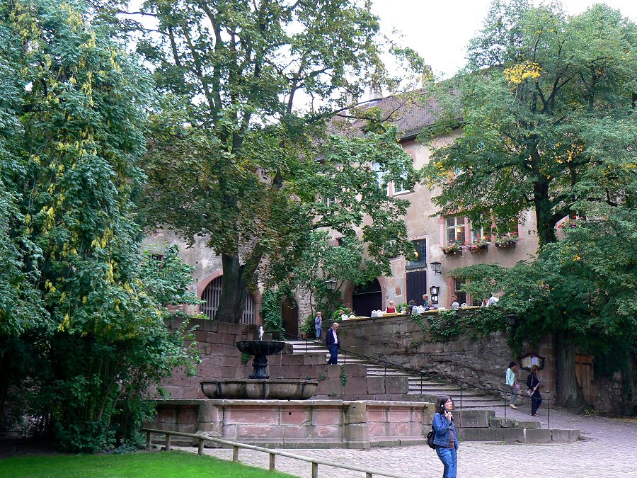 Schlosshof des Heidelberger Schlosses