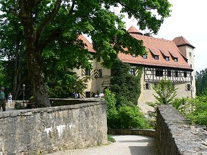 Mittelaltermarkt und Heerlager auf Burg Rabenstein in der Fränkischen Schweiz