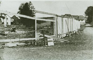 Mödlareuth - Bau des Bretterzauns