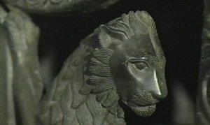 Weinkessel - Löwenfigur
