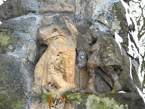 Figuren auf dem Denkmal, an dem Kunigunde von Orlamünde zusammenbrach