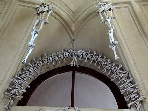 Kunst aus Menschenknochen