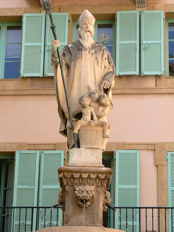 St-Nikolaus-Brunnen