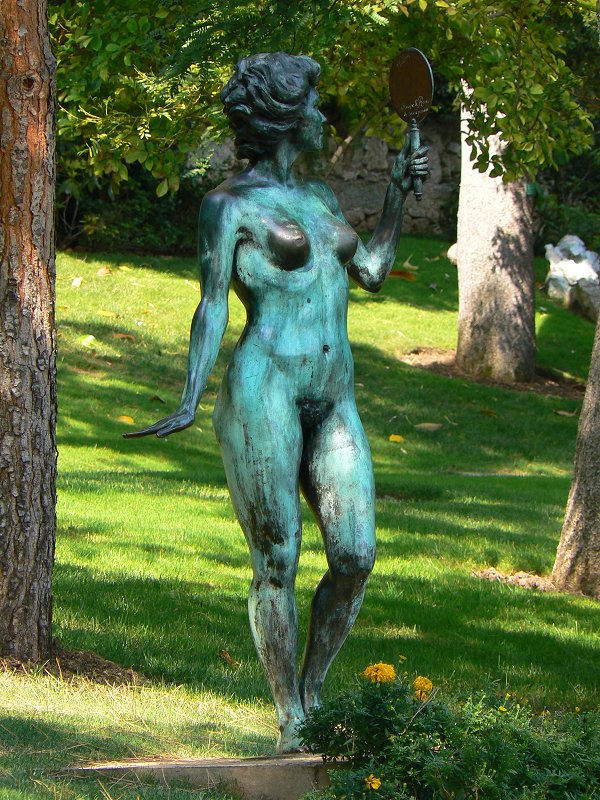 Jardins de Saint-Martin - Statue