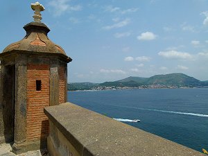 Ausblick auf den Golf von Pozzuoli von der Festung Baiae