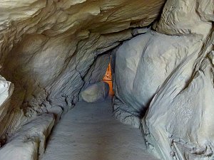 Nachbildung der Höhle im Wadi Minayh in Ägypten