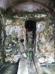 Wasser aus heißen Quellen für die verschiedenen Anwendungen Wasser aus heißen Quellen für die verschiedenen Anwendungen