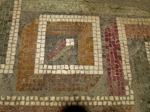 Mosaiken am Impluvium