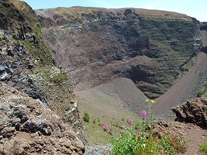 Der Krater des Vesuv