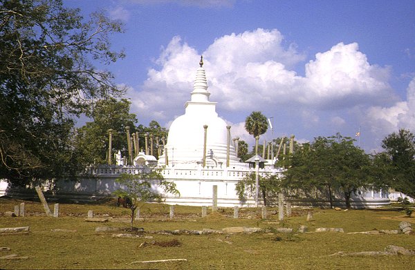 Thuparama Dagoba in Anuradhapura