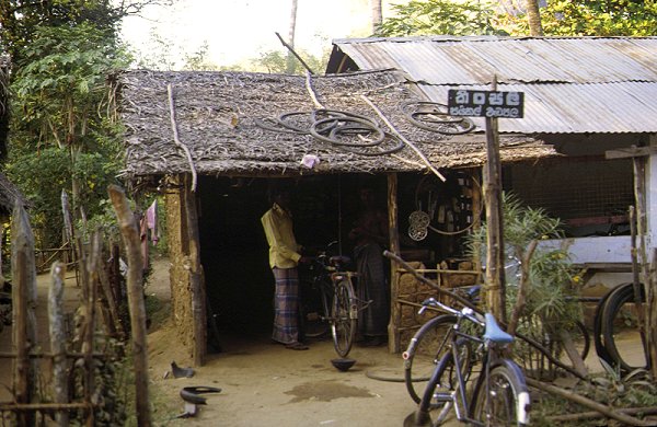Sigiriya - Die Fahrradwerkstatt