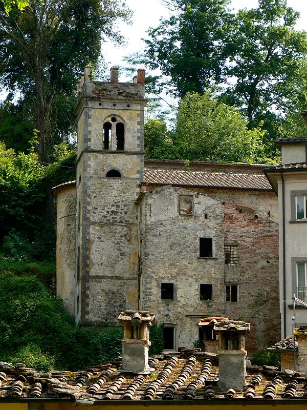 Verfallene Kirche