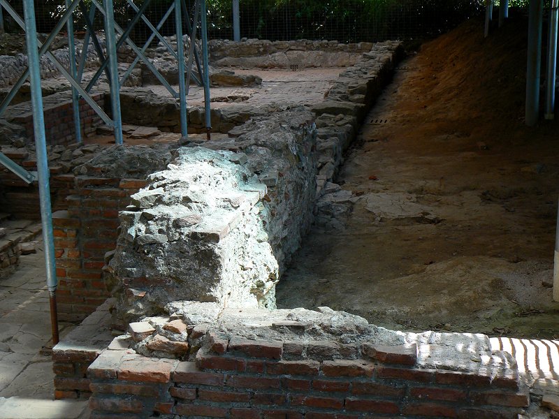 Grundmauern Römischer Thermen