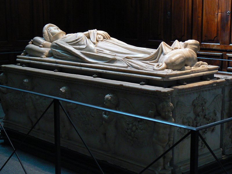 Marmor-Sarkophag der Ilaria del Carretto