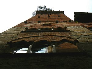 Torre Guinigi