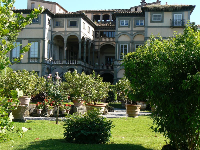 Garten des Palazzo Controni-Pfanner