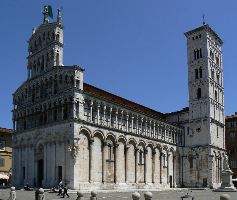 Die romanische Kirche San Michele in Foro