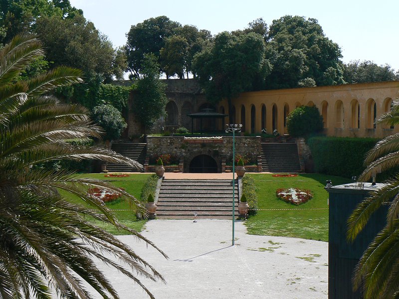 Palazzo und Giardino Scotto in Pisa