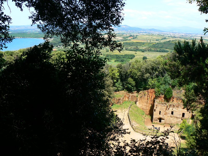 Die Höhlengräber der Etrusker bei Populonia