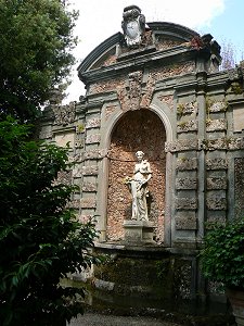 Im Garten der Villa Oliva