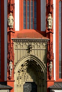 Würzburg - Marienkapelle, Portal mit Sandsteinfiguren von Tilman Riemenschneider