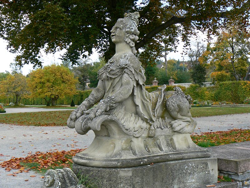 Chimäre (Sphinx) im Rokoko-Schlossgarten Veitshöchheim