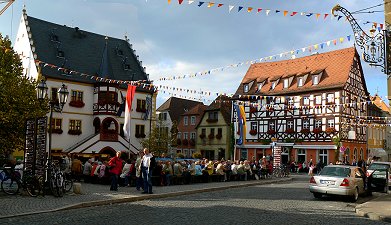 Volkach - Weinlesefest auf dem Marktplatz